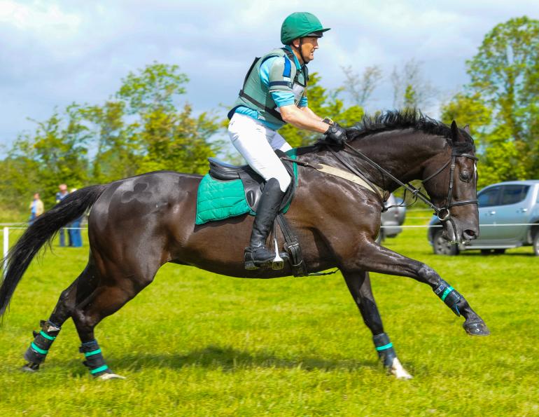 creating horse Rider Fitness Program, horse rider stamina, horse rider endurance, create off-horse fitness program