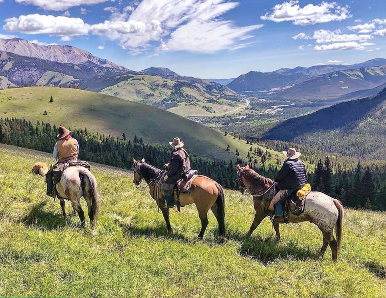 best horses for trail rides, horseback riding holidays, shawn hamilton, anchor d, blue sky sage horseback riding, adventure horse trekking, the hideout lodge, rancho las cascadas