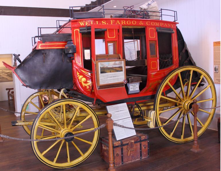history or horse drawn carriages, history carriage horses